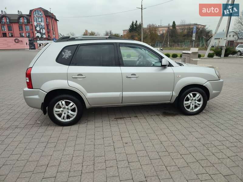 Позашляховик / Кросовер Hyundai Tucson 2007 в Дрогобичі фото 2 Позашляховик / Кросовер Hyundai Tucson 2007 в Дрогобичі