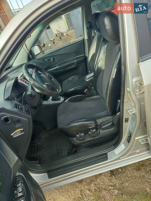 Позашляховик / Кросовер Hyundai Tucson 2007 в Дрогобичі фото 10 Позашляховик / Кросовер Hyundai Tucson 2007 в Дрогобичі
