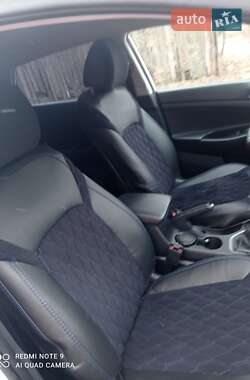 Внедорожник / Кроссовер Hyundai Tucson 2017 в Харькове