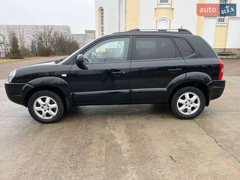 Позашляховик / Кросовер Hyundai Tucson 2009 в Вараші