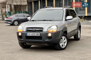 Позашляховик / Кросовер Hyundai Tucson 2009 в Черкасах