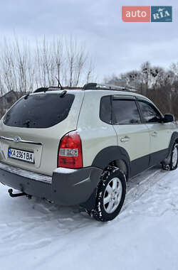 Внедорожник / Кроссовер Hyundai Tucson 2005 в Новгород-Северском