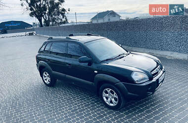 Позашляховик / Кросовер Hyundai Tucson 2009 в Житомирі