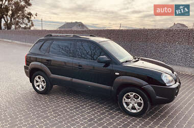 Позашляховик / Кросовер Hyundai Tucson 2009 в Житомирі