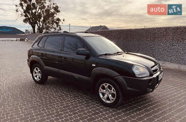 Позашляховик / Кросовер Hyundai Tucson 2009 в Житомирі