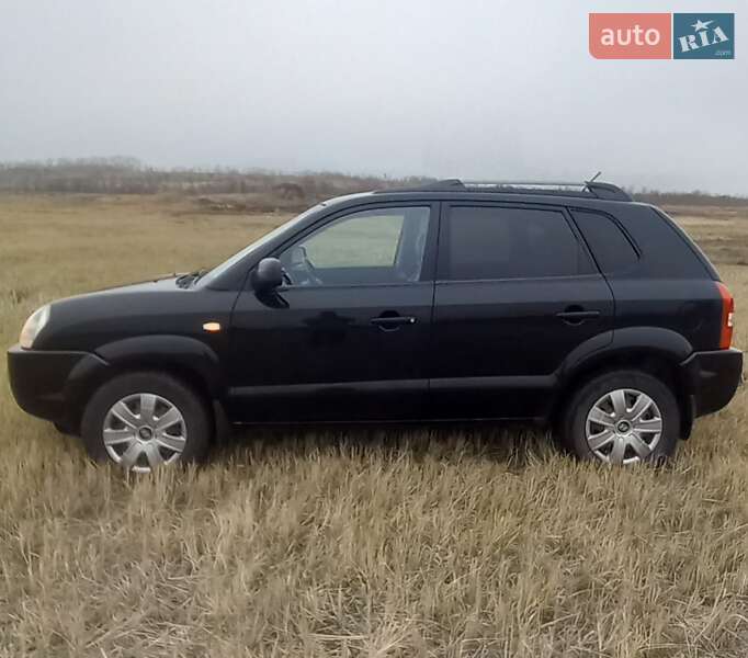 Позашляховик / Кросовер Hyundai Tucson 2006 в Васильківці