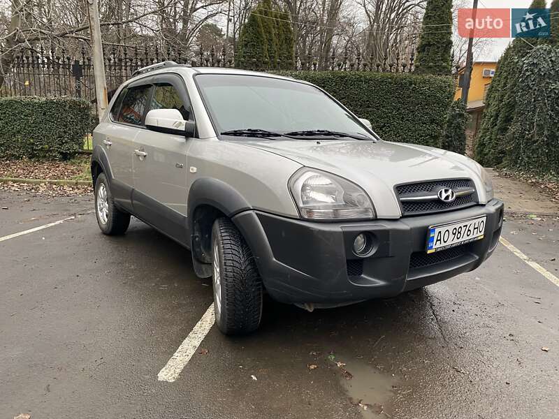 Внедорожник / Кроссовер Hyundai Tucson 2007 в Ужгороде