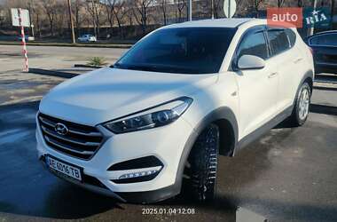 Позашляховик / Кросовер Hyundai Tucson 2017 в Запоріжжі