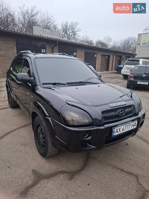 Позашляховик / Кросовер Hyundai Tucson 2008 в Харкові