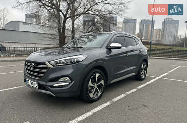 Внедорожник / Кроссовер Hyundai Tucson 2017 в 