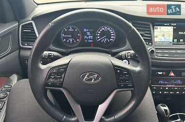 Внедорожник / Кроссовер Hyundai Tucson 2017 в 
