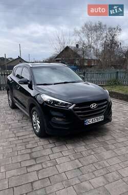 Позашляховик / Кросовер Hyundai Tucson 2016 в Самборі