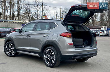 Внедорожник / Кроссовер Hyundai Tucson 2019 в 
