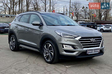 Внедорожник / Кроссовер Hyundai Tucson 2019 в 
