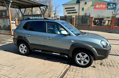 Внедорожник / Кроссовер Hyundai Tucson 2005 в Новомосковске