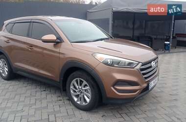 Внедорожник / Кроссовер Hyundai Tucson 2016 в Полтаве