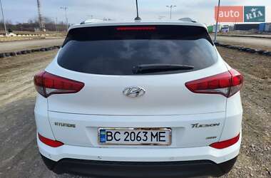 Позашляховик / Кросовер Hyundai Tucson 2016 в 