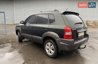 Внедорожник / Кроссовер Hyundai Tucson 2008 в 