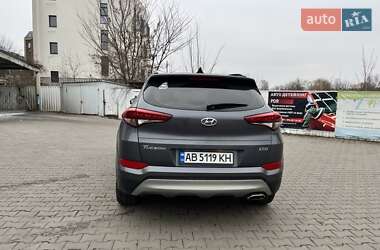 Внедорожник / Кроссовер Hyundai Tucson 2017 в 