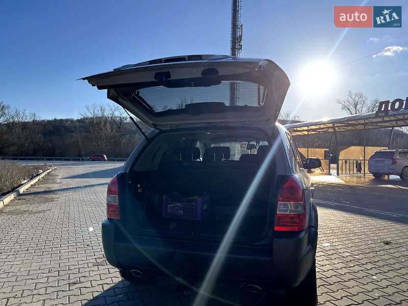 Внедорожник / Кроссовер Hyundai Tucson 2006 в Черновцах фото 27 Внедорожник / Кроссовер Hyundai Tucson 2006 в Черновцах