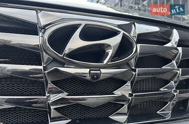 Внедорожник / Кроссовер Hyundai Tucson 2021 в 