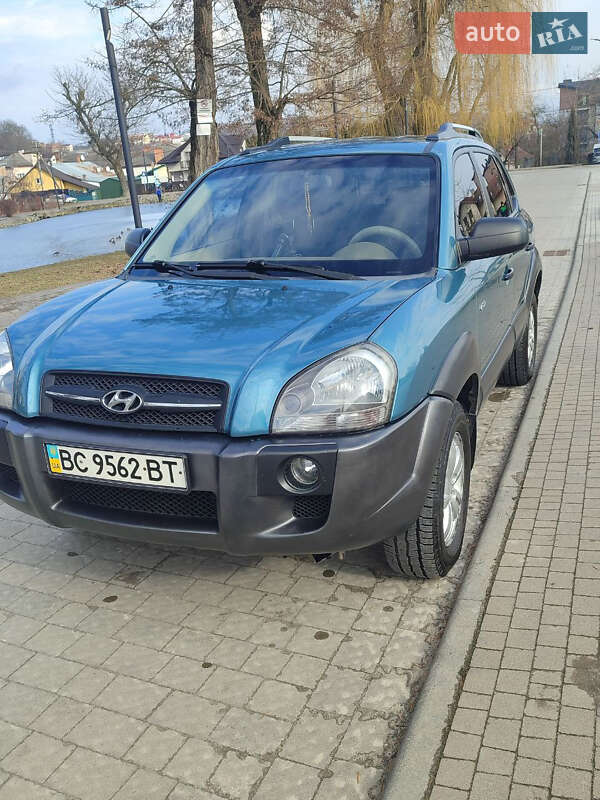 Позашляховик / Кросовер Hyundai Tucson 2008 в Львові