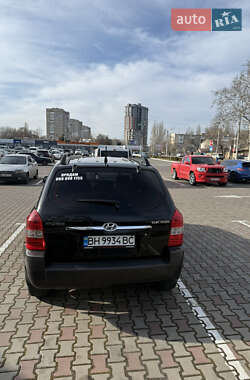 Внедорожник / Кроссовер Hyundai Tucson 2007 в 
