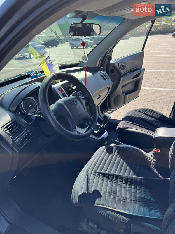 Позашляховик / Кросовер Hyundai Tucson 2006 в Одесі фото 11 Позашляховик / Кросовер Hyundai Tucson 2006 в Одесі