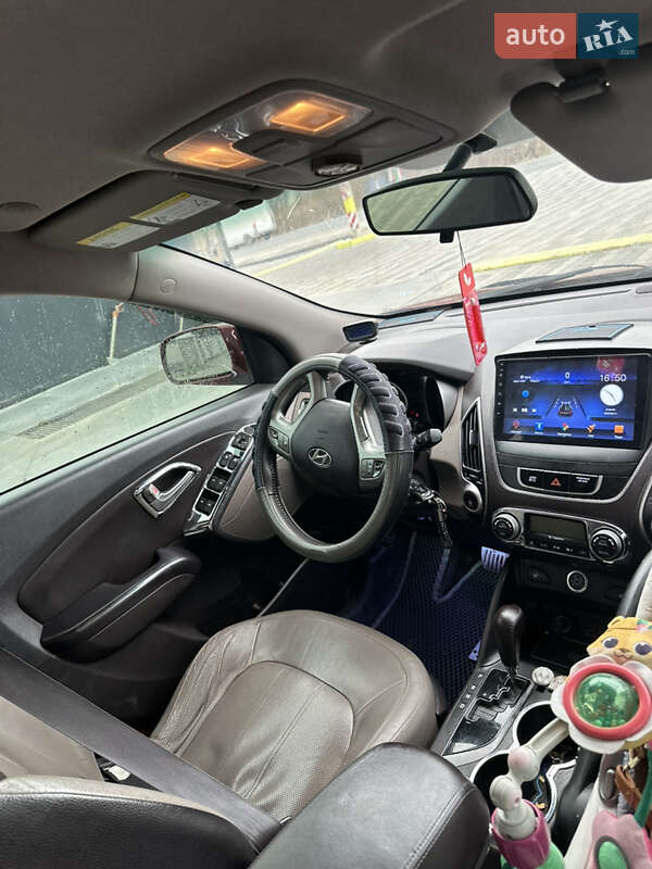 Позашляховик / Кросовер Hyundai Tucson 2012 в Львові
