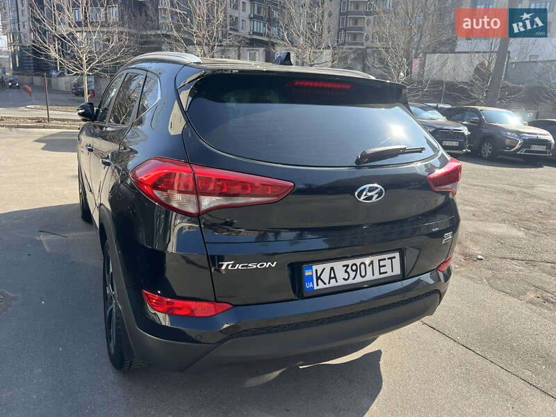 Позашляховик / Кросовер Hyundai Tucson 2017 в Києві