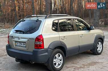 Внедорожник / Кроссовер Hyundai Tucson 2007 в 