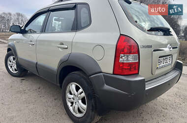 Позашляховик / Кросовер Hyundai Tucson 2008 в Путивлі