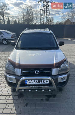 Внедорожник / Кроссовер Hyundai Tucson 2008 в 