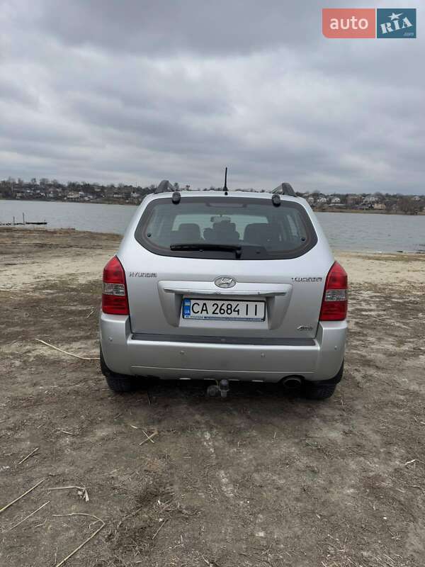 Позашляховик / Кросовер Hyundai Tucson 2012 в Корсунь-Шевченківському