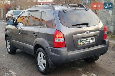 Внедорожник / Кроссовер Hyundai Tucson 2008 в 