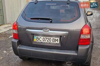 Внедорожник / Кроссовер Hyundai Tucson 2008 в 