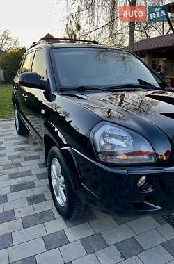 Внедорожник / Кроссовер Hyundai Tucson 2008 в 