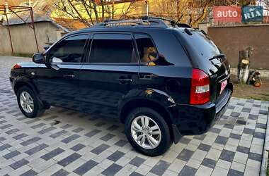 Внедорожник / Кроссовер Hyundai Tucson 2008 в 