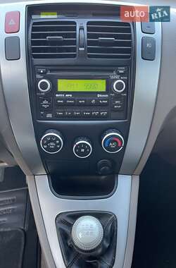 Внедорожник / Кроссовер Hyundai Tucson 2008 в 