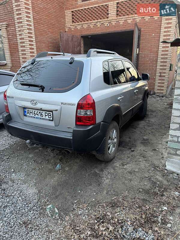 Внедорожник / Кроссовер Hyundai Tucson 2012 в Славянске