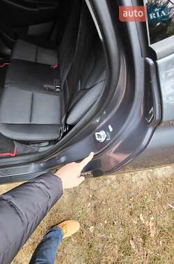 Внедорожник / Кроссовер Hyundai Tucson 2015 в 