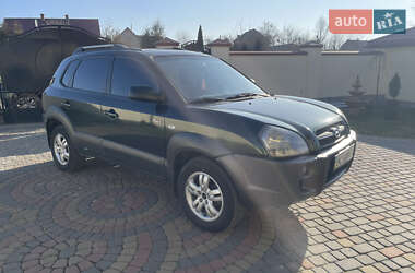 Внедорожник / Кроссовер Hyundai Tucson 2008 в 