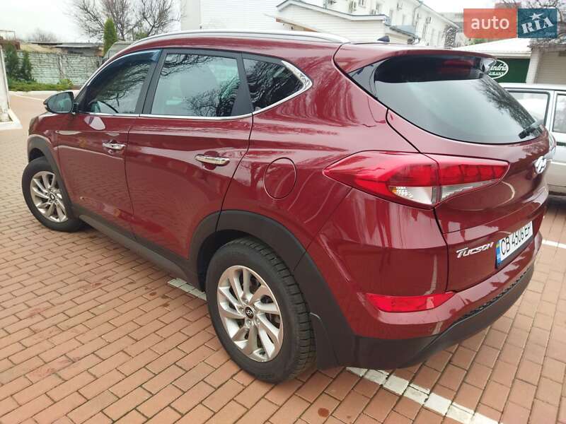 Внедорожник / Кроссовер Hyundai Tucson 2016 в Прилуках