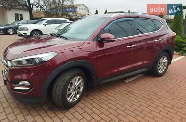 Позашляховик / Кросовер Hyundai Tucson 2016 в 