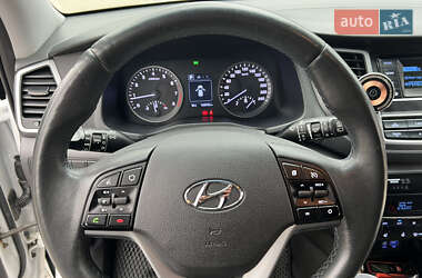 Внедорожник / Кроссовер Hyundai Tucson 2017 в 