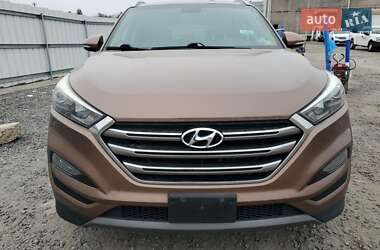 Позашляховик / Кросовер Hyundai Tucson 2016 в 