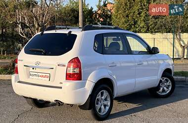 Позашляховик / Кросовер Hyundai Tucson 2008 в 
