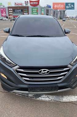 Внедорожник / Кроссовер Hyundai Tucson 2017 в 