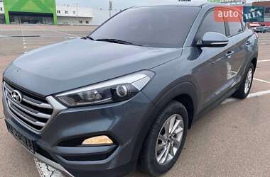 Внедорожник / Кроссовер Hyundai Tucson 2017 в 