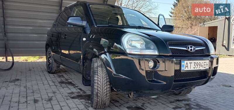 Позашляховик / Кросовер Hyundai Tucson 2009 в Городенці